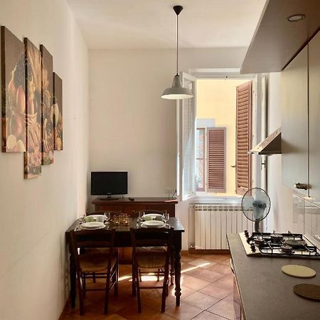 Nice & Roomy Apartment Behind The Uffizi Museum Florence Exterior photo